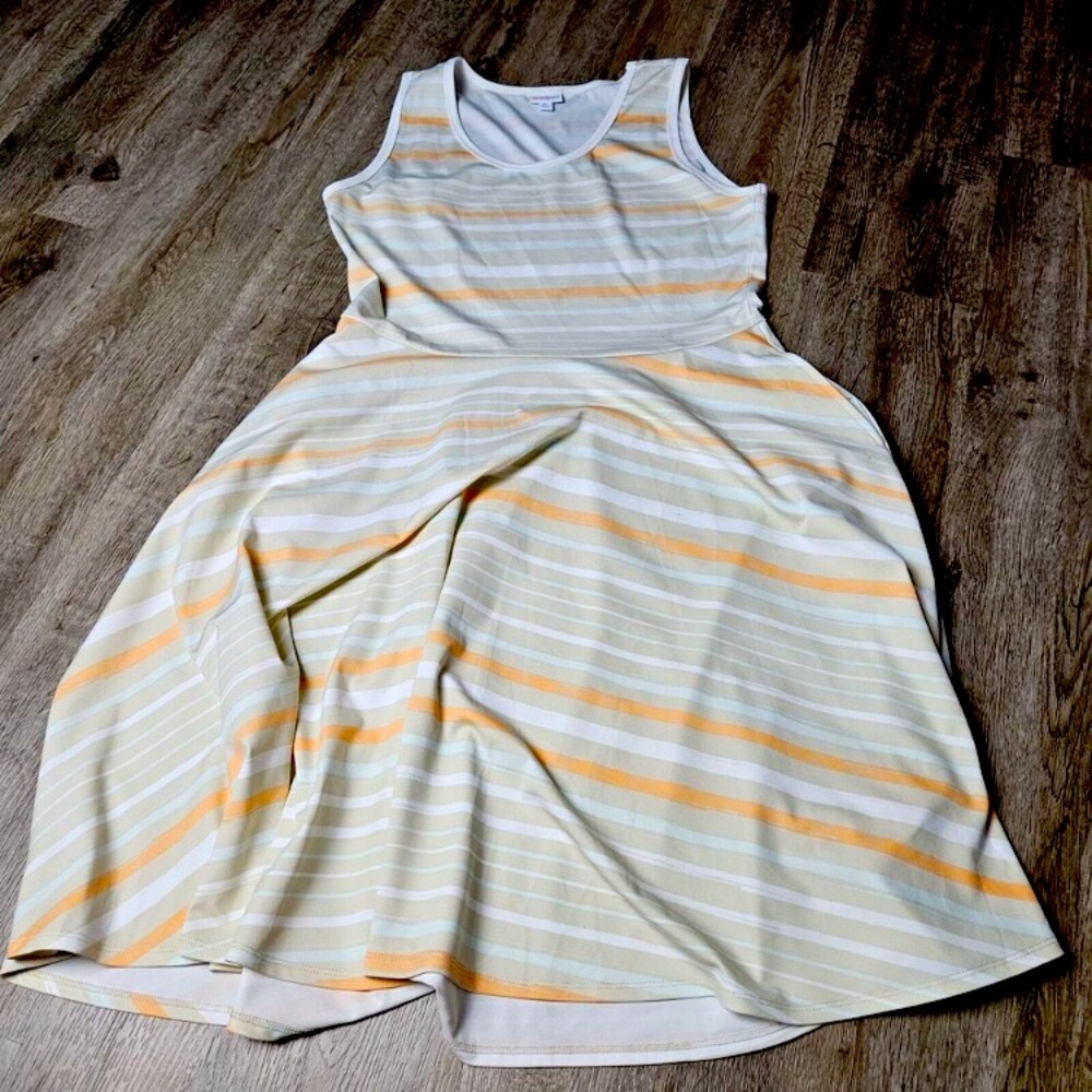 Sz XL Lularoe Nicki